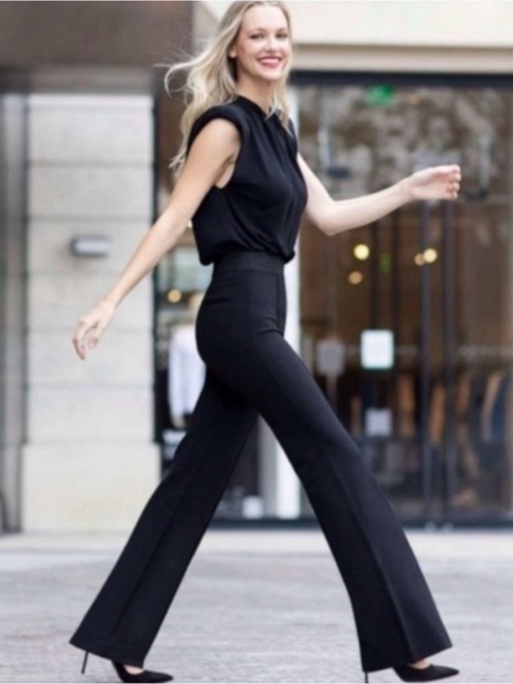 SPANX The Perfect Pant Hi-Rise Flare Size medium petite